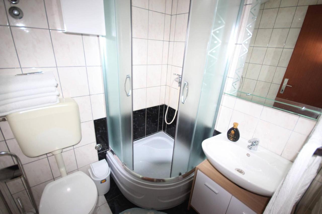 Small Apartment For A Great Holiday Zadar Buitenkant foto