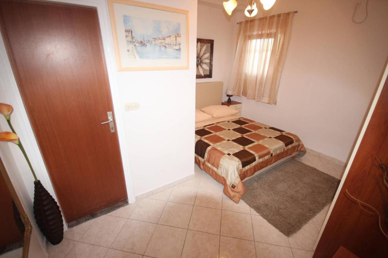 Small Apartment For A Great Holiday Zadar Buitenkant foto