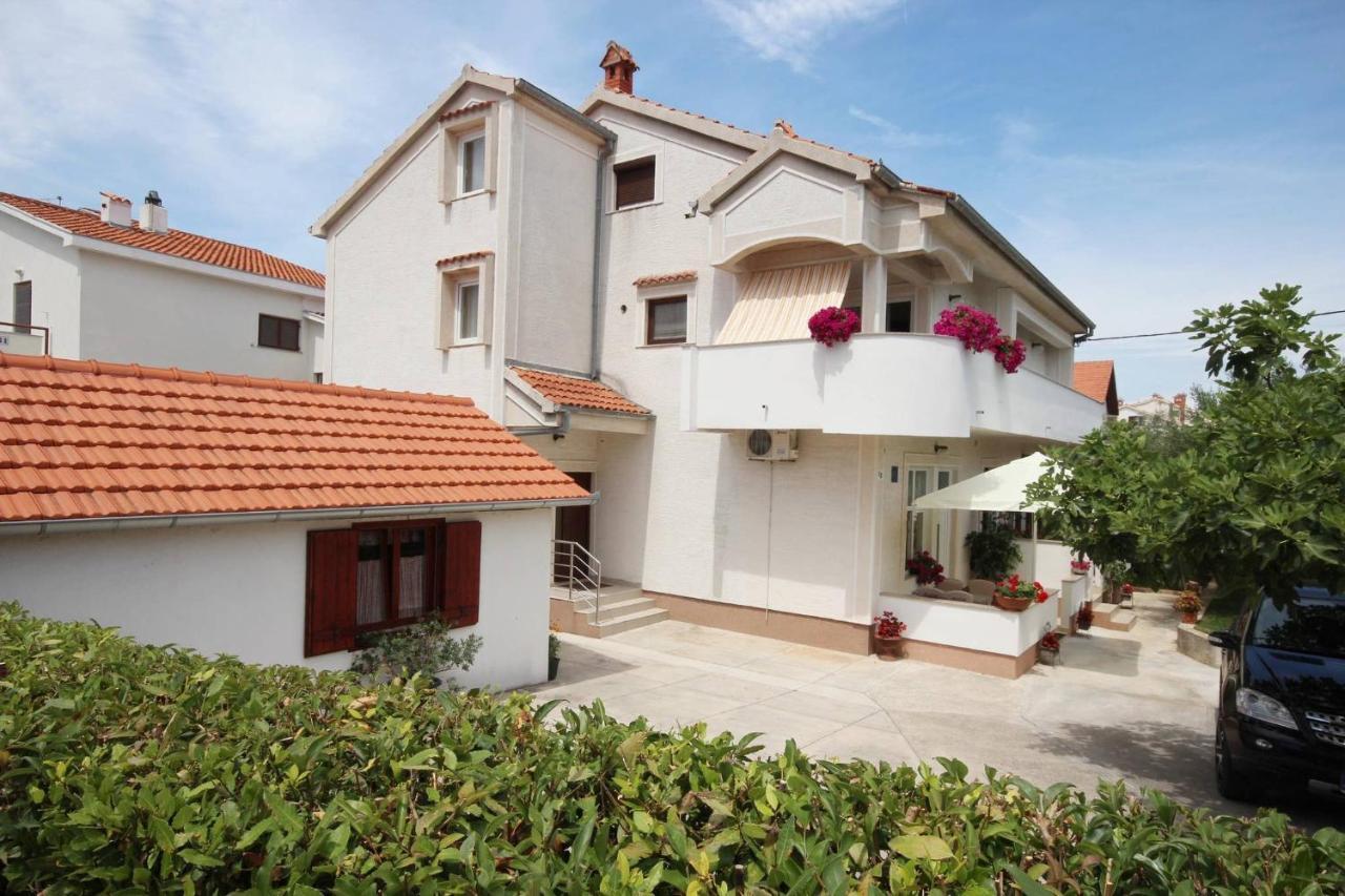 Small Apartment For A Great Holiday Zadar Buitenkant foto